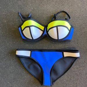 TRIANGL Poppy Blue Crush S+ / M